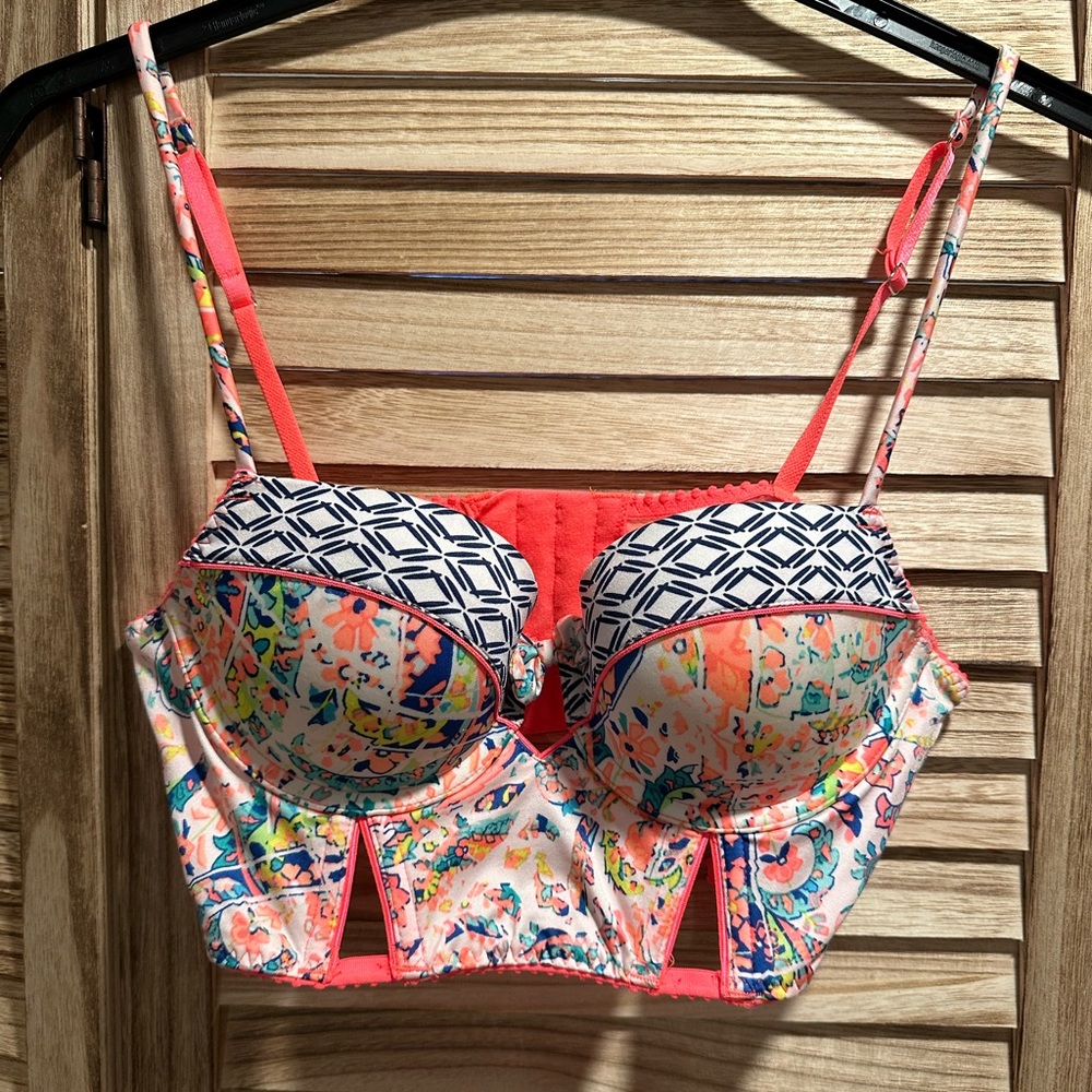 Victoria’s Secret Very Sexy Balconette bra, size 34B
